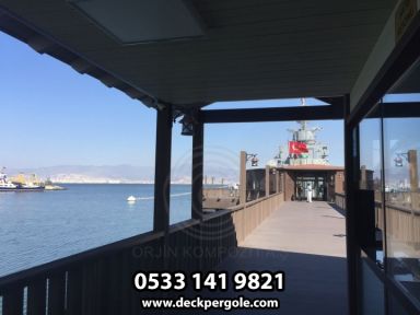 İzmir İnciraltı Gemi Müzesi Ahşap Kompozit Deck Cephe Prefabrik Bina İskele Korkuluk Pergola Uygulaması